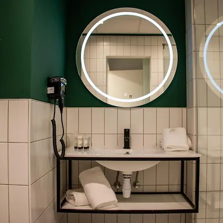 Prado Next Door Otel 3*