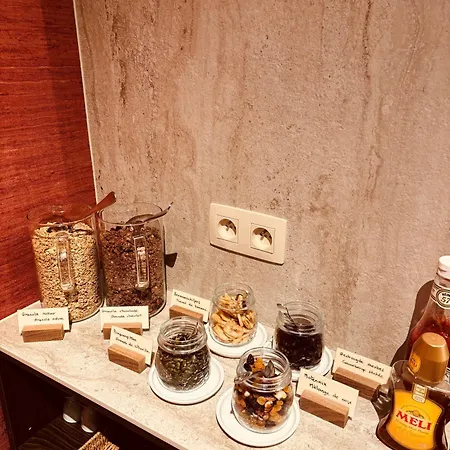 Otel Prado Next Door