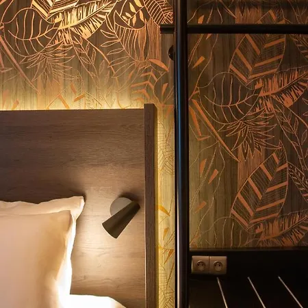 Prado Next Door 酒店