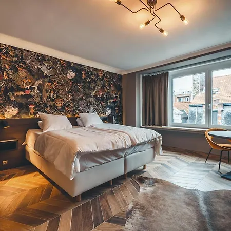 Prado Next Door 酒店 3*