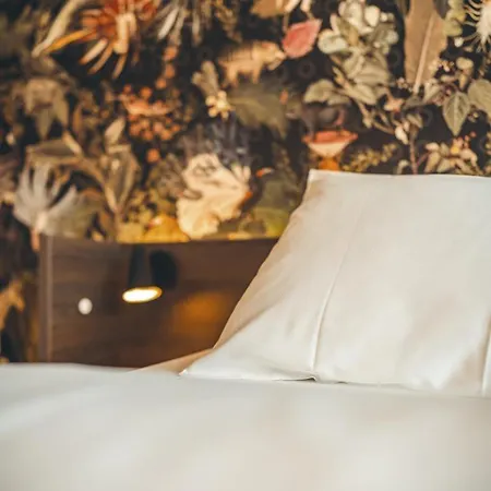 Prado Next Door 3* 奥斯滕德