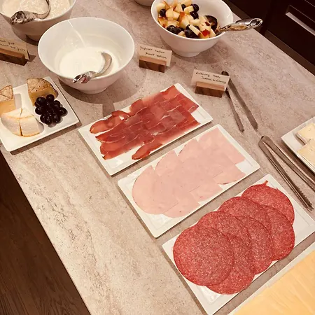 酒店 Prado Next Door