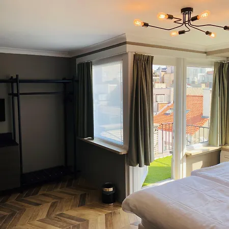 Prado Next Door Hotel 3*