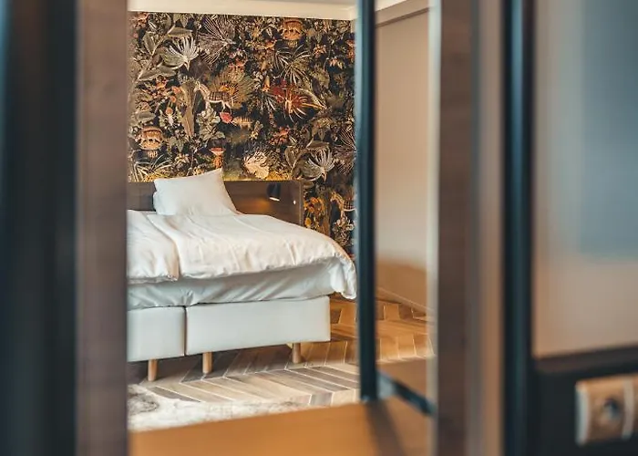 호텔 Prado Next Door 3*