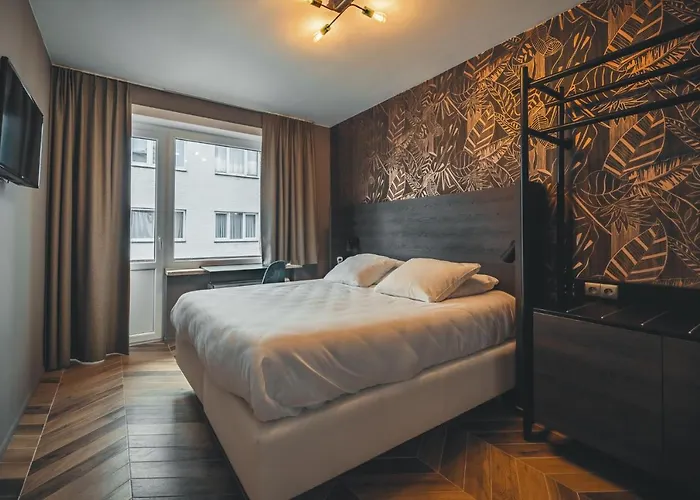 Prado Next Door Hotel 3*