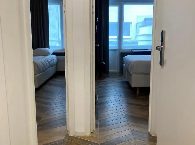 Prado Next Door Hotel 3*