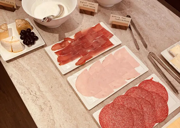 فندق Prado Next Door